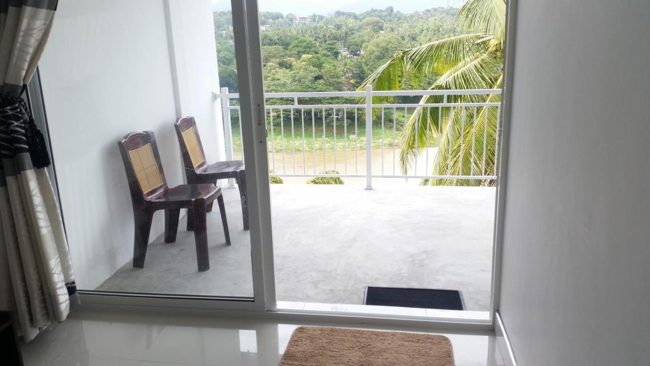 Mahaweli View Inn Kandy Kültér fotó
