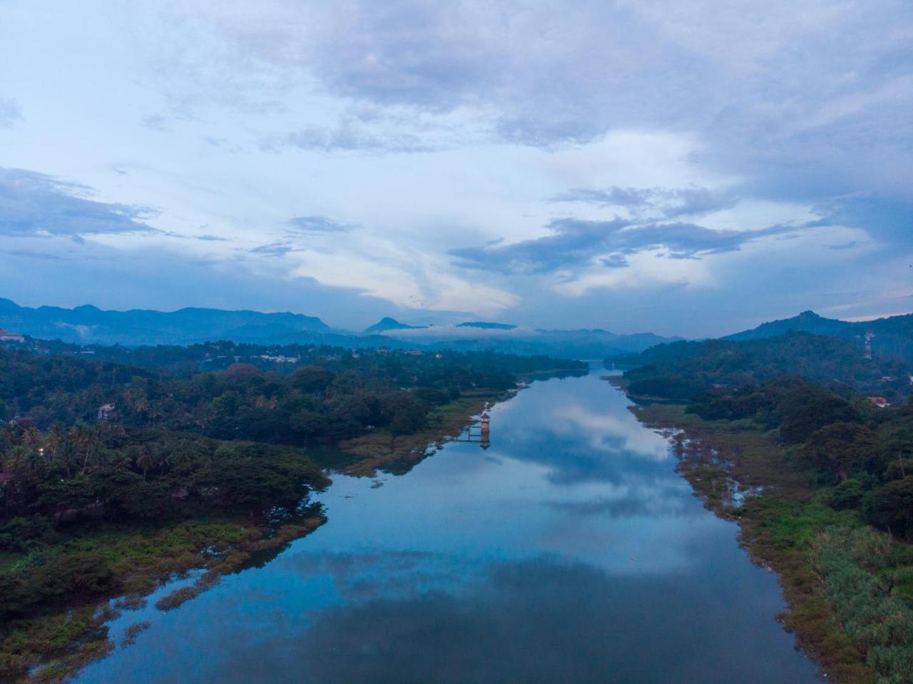 Mahaweli View Inn Kandy Kültér fotó